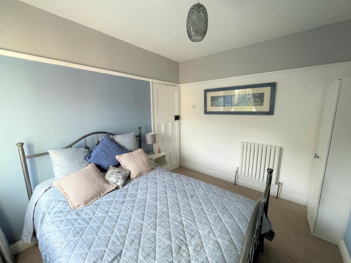 Villa Coastal Cwtch à Milford Haven Extérieur photo